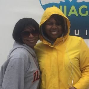 Meet your Posher, Tia